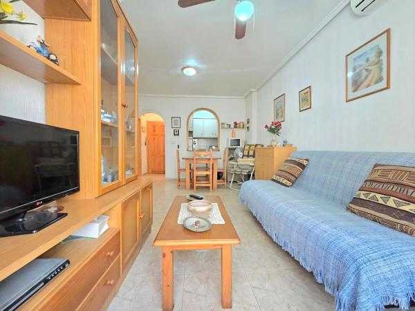 Sale of flat in Piso en Avenida Habaneras - Curva de Palangre, Torrevieja, Torrevieja
 photo 4