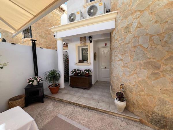 Chalet adosado en Pueblo Acantilado - Lanuza, El Campello photo 3