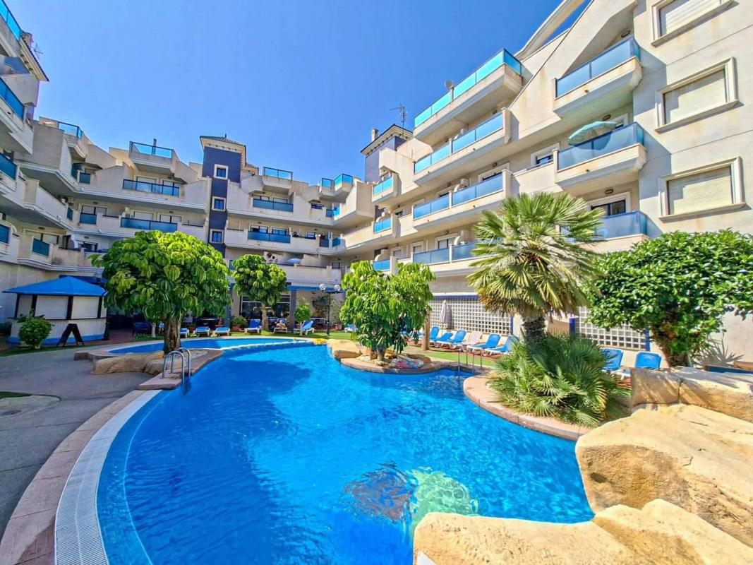 Sprzedaż mieszkania w Piso en Aguamarina, Orihuela, Orihuela
photo 1