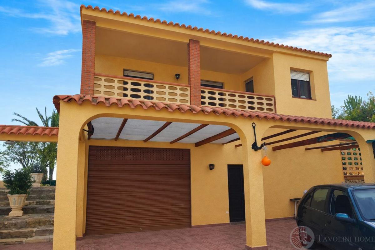 Properties for sale and rent in Spain photo 3
