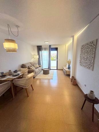 Sale of flat in Piso en Puerto Deportivo, Torrevieja, Torrevieja
thumbnail 3