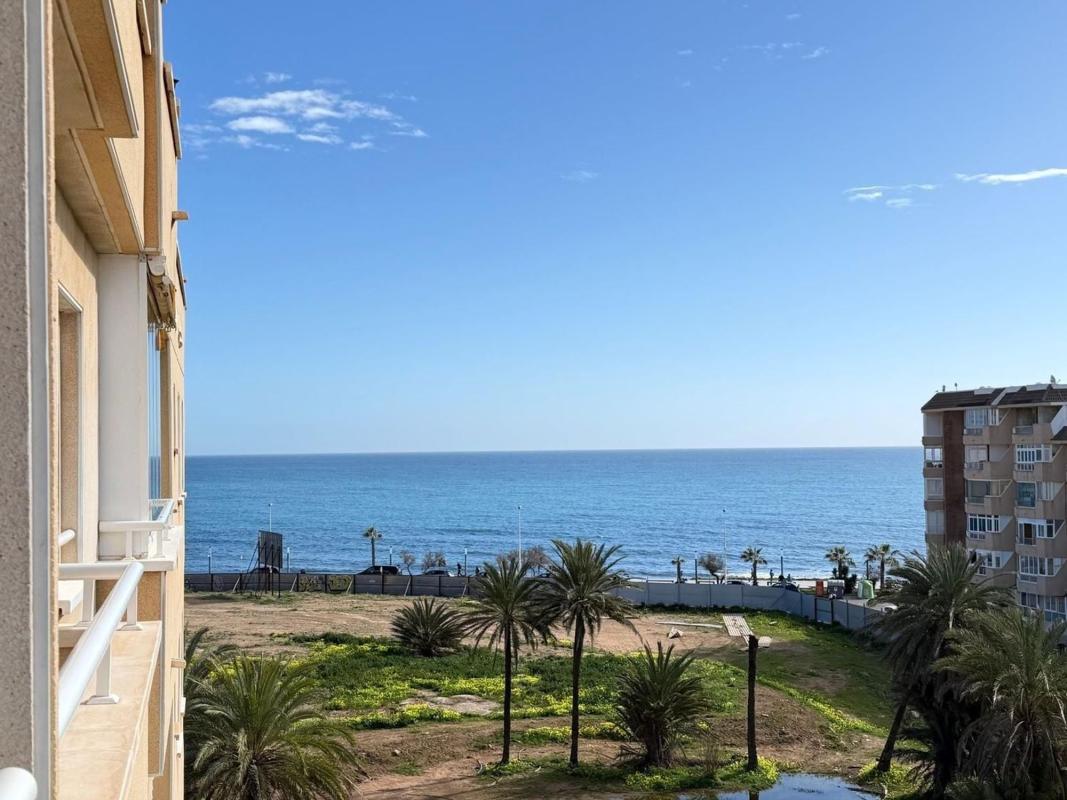 Venta de piso en Piso en Playa del Cura, Torrevieja, Torrevieja
photo 1