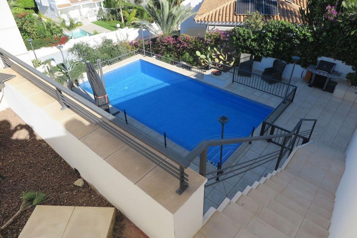 Properties for sale and rent in Spain photo 4