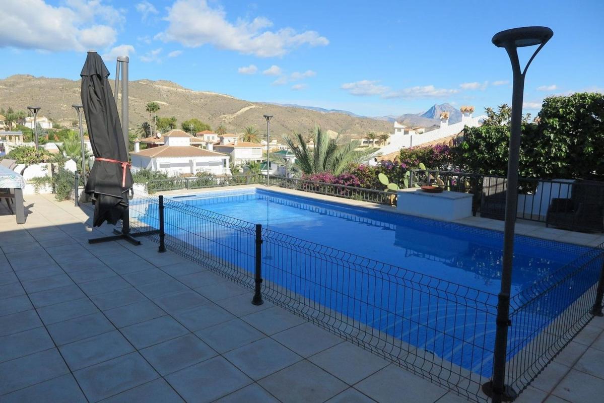 Properties for sale and rent in Spain photo 5