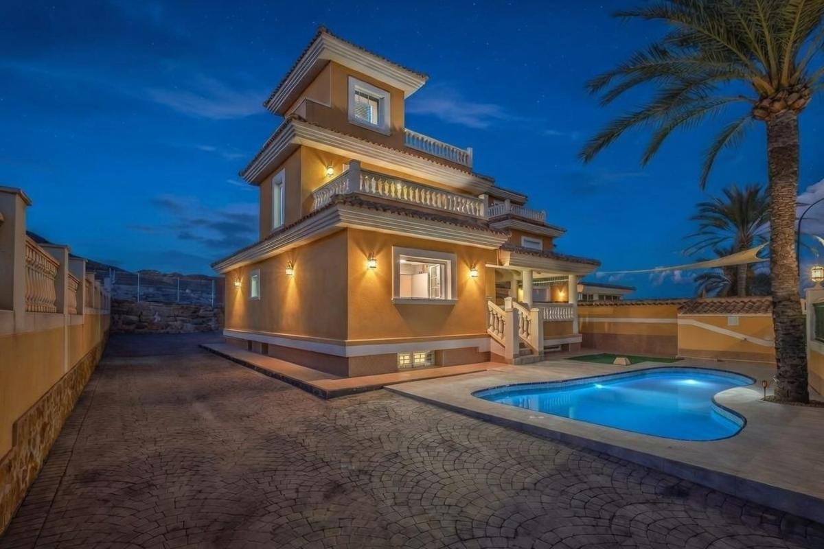 Properties for sale and rent in Spain photo 1