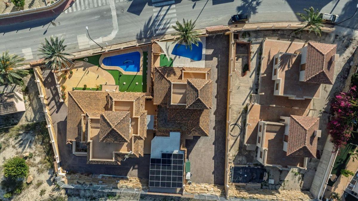 Properties for sale and rent in Spain photo 3