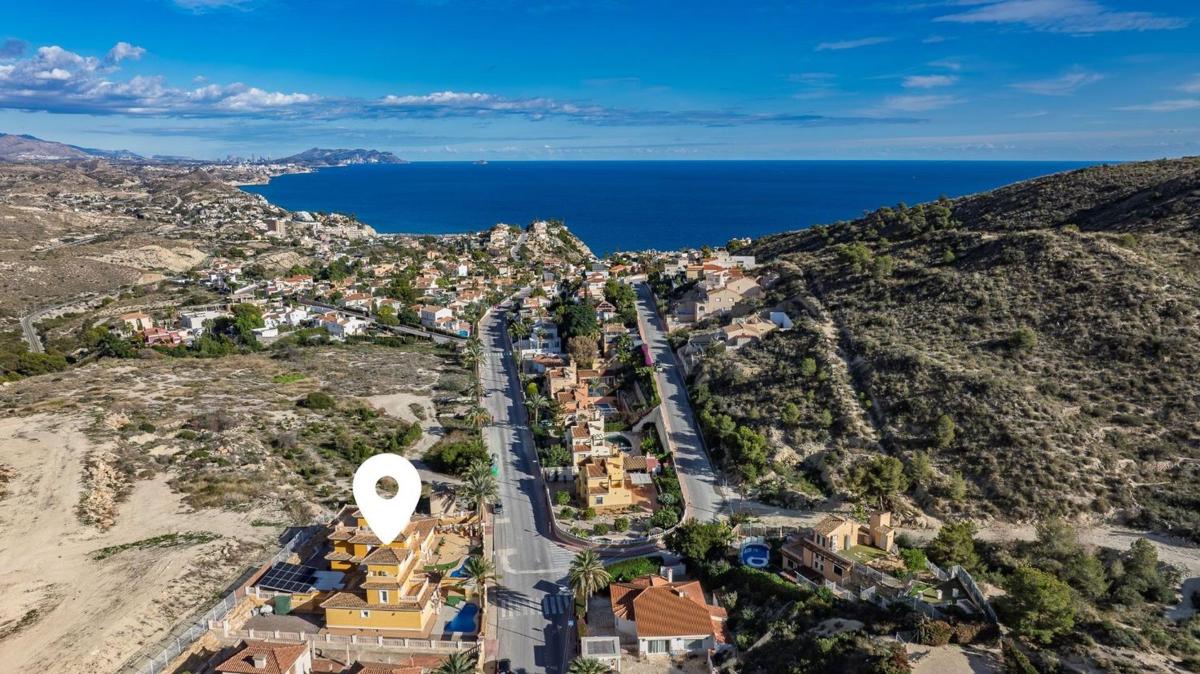 Properties for sale and rent in Spain photo 4