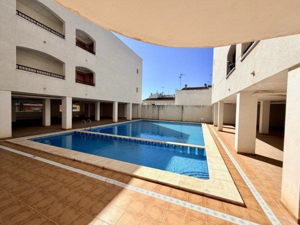 Продажа квартиры на Piso en San Fulgencio, Сан-Фульхенсио
photo 1