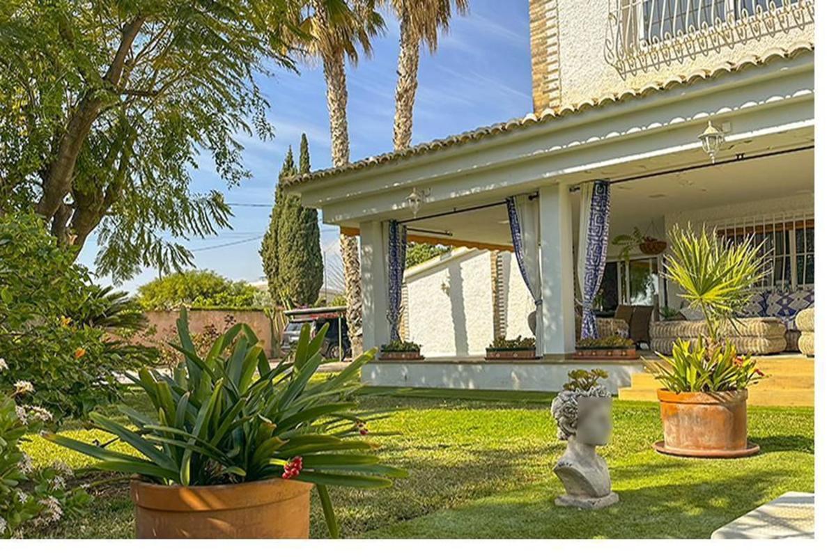Продажа отдельного шале в Casa o chalet en Camino de Marco, Playa Muchavista, El Campello, Эль Кампельо photo 2