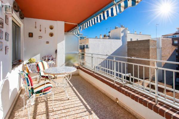 Ático en venta en  Ático en Las Piscinas Naturales, Torrevieja, Torrevieja photo 1