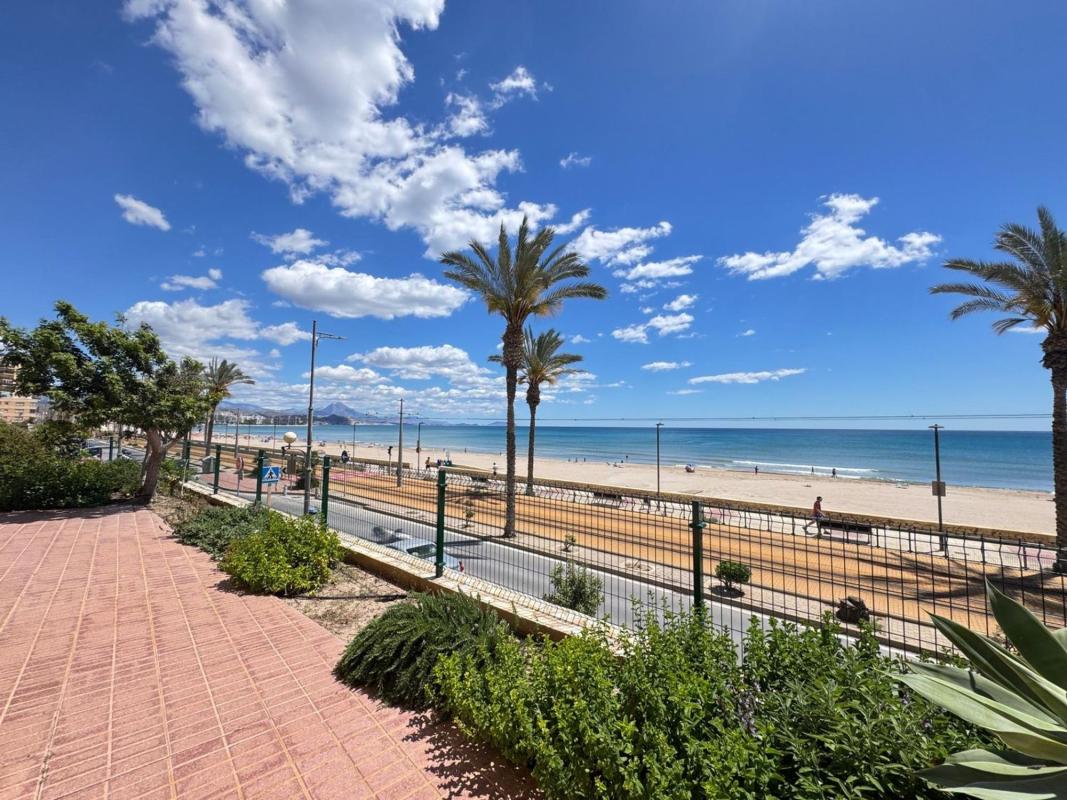 Venta de piso en Piso en Playa Muchavista, El Campello, El Campello
 photo 2