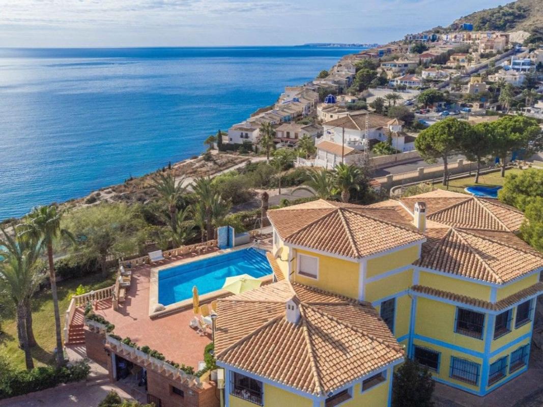 Properties for sale and rent in Spain photo 1