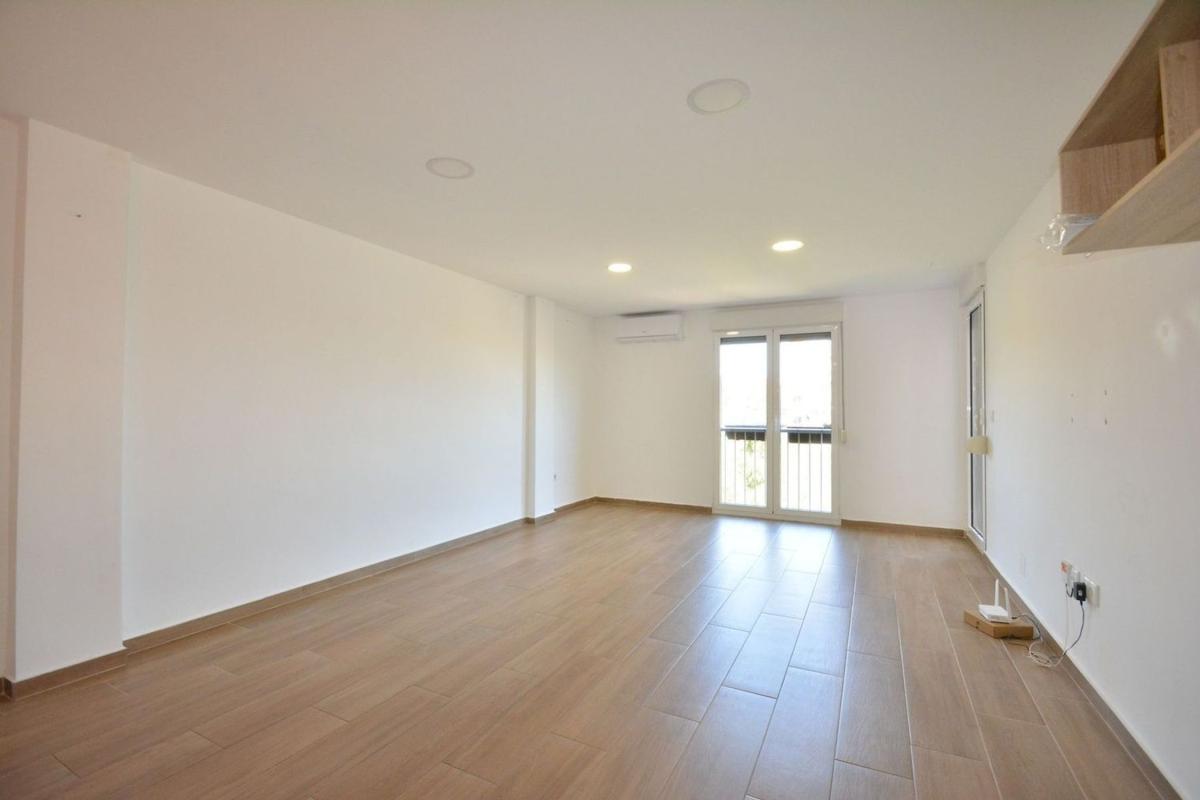 Продажа квартиры на Piso en Zona Pueblo, Guardamar del Segura, Гуардамар-дель-Сегура
 photo 3