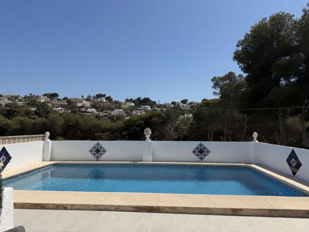 Properties for sale and rent in Spain photo 2