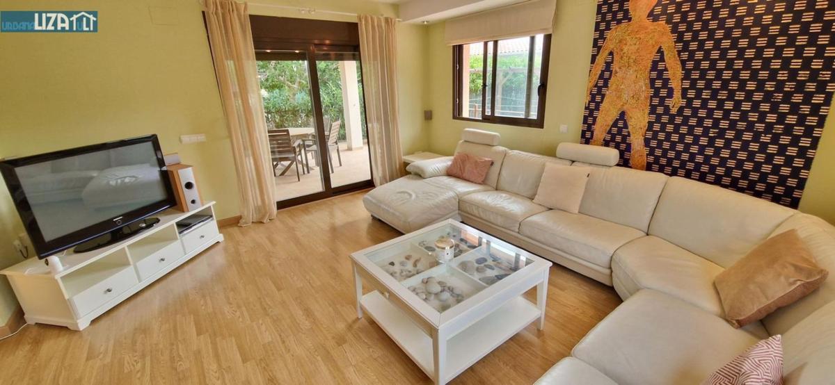 Properties for sale and rent in Spain photo 4
