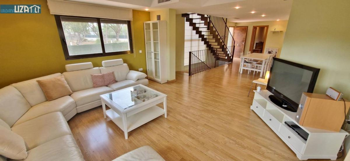 Properties for sale and rent in Spain photo 5