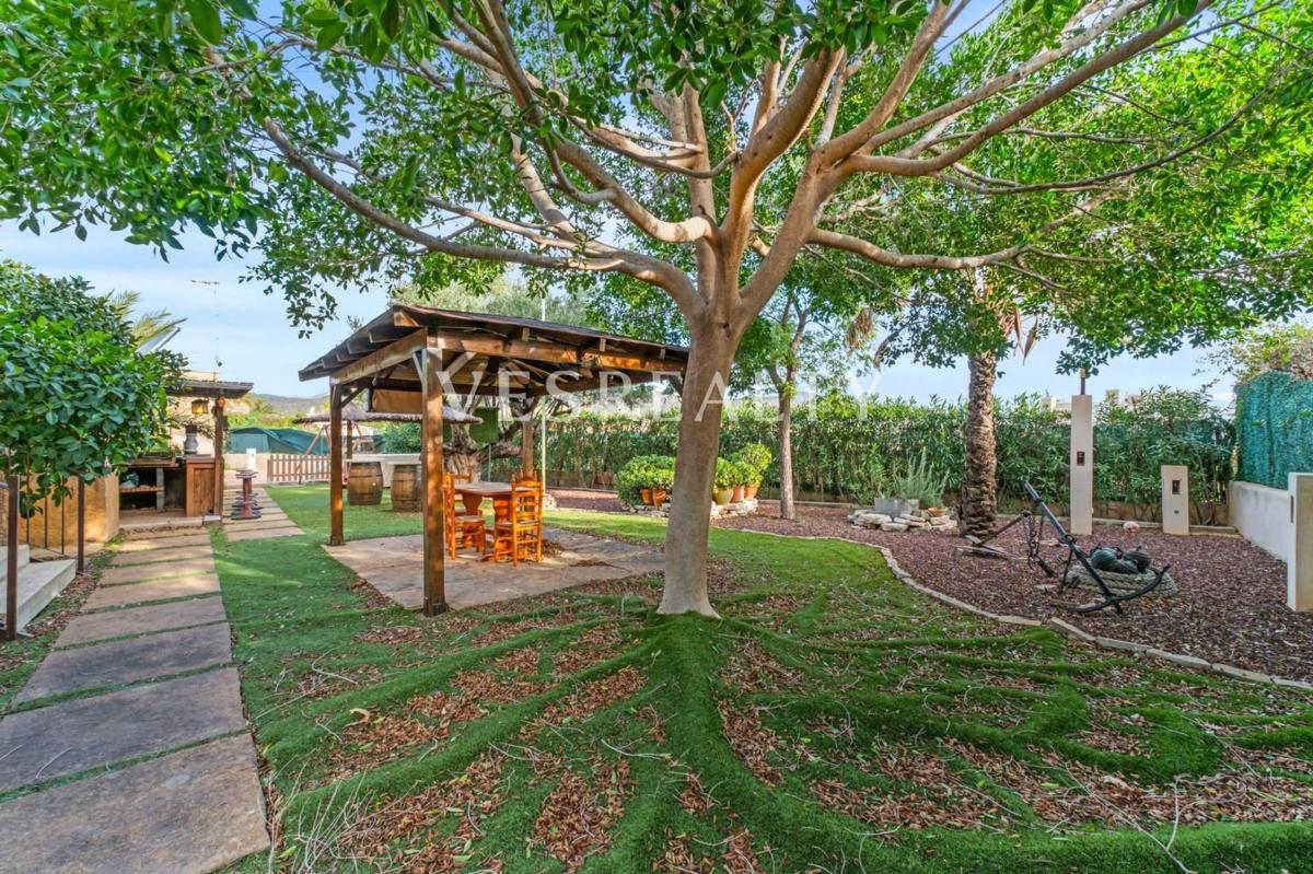 Properties for sale and rent in Spain photo 3
