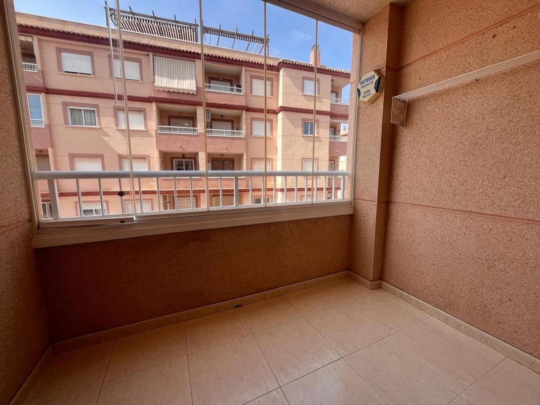 Sprzedaż mieszkania w Piso en Avenida de María del Mar Rodríguez, Algorfa, Algorfa
photo 5