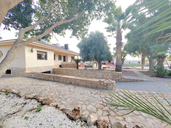 Casa o chalet independiente en Calle Riu Montnegre, Playa Muchavista, El Campello photo 1