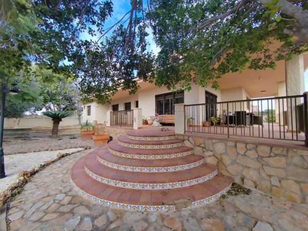 Casa o chalet independiente en Calle Riu Montnegre, Playa Muchavista, El Campello thumbnail 1