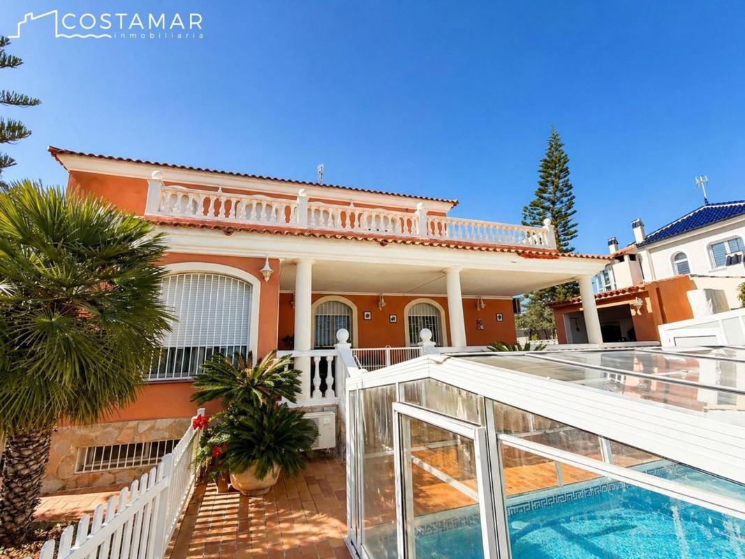 Properties for sale and rent in Spain photo 2