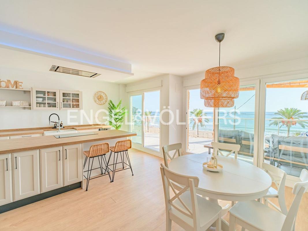 Venta de piso en Piso en Calle de Sorolla, 7, Playa Muchavista, El Campello, El Campello
photo 1