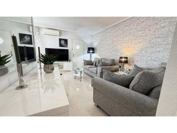 Chalet pareado en Plaza H-2 Azahar-1, Desamparados-Hurchillo-Torremendo, Orihuela thumbnail 2