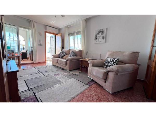 Venta de piso en Piso en Calle Membrillero, Desamparados-Hurchillo-Torremendo, Orihuela, Orihuela
 photo 2