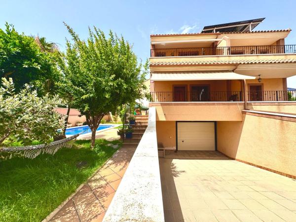 Chalet adosado en Calle Aneto, 69, Los Balcones - Los Altos del Edén, Torrevieja photo 3