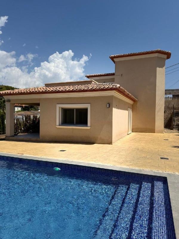 Propiedades en venta y alquiler en España photo 2