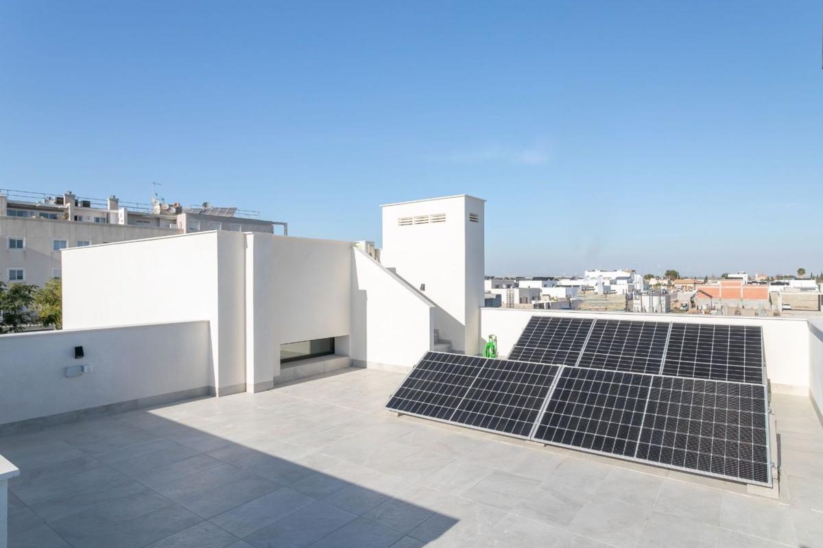 Properties for sale and rent in Spain photo 3