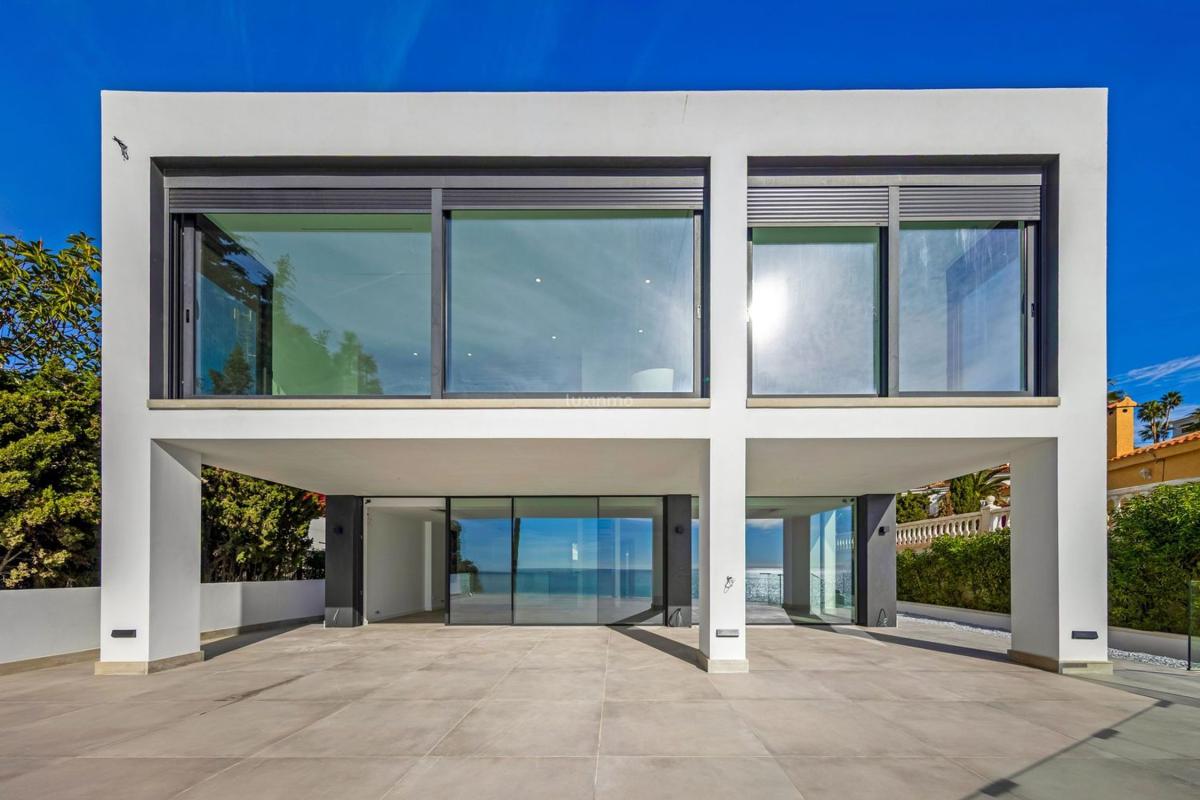 Properties for sale and rent in Spain photo 3