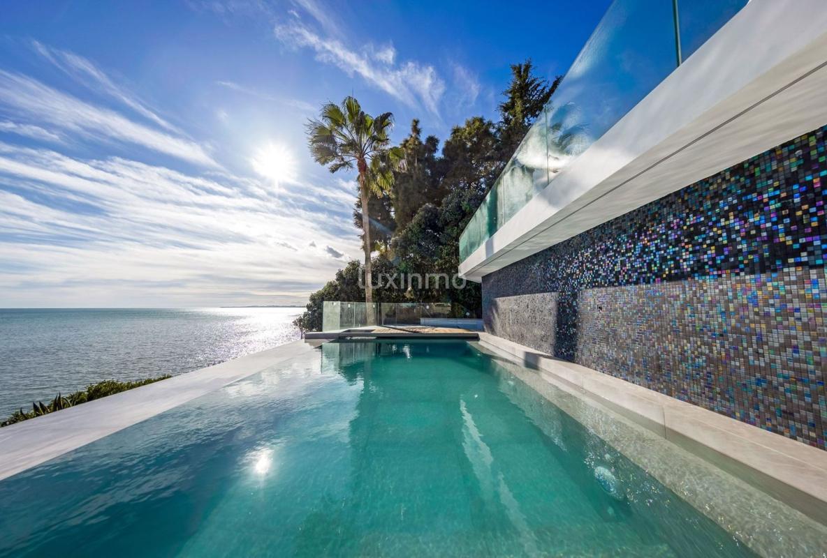 Properties for sale and rent in Spain photo 4