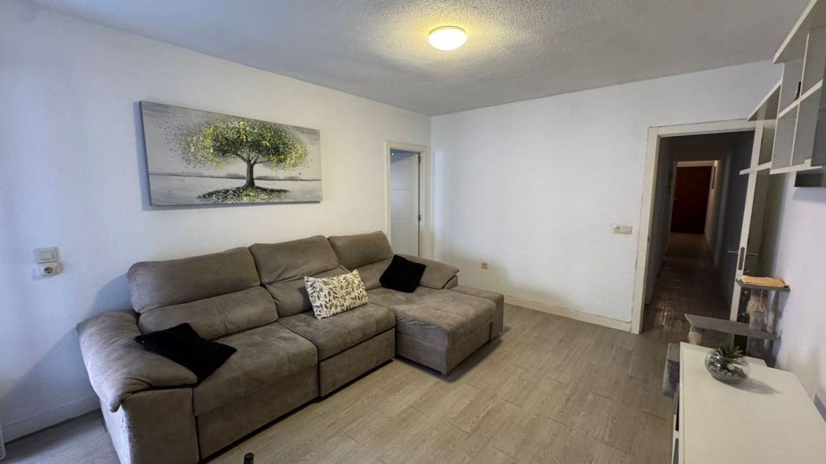 Sale of apartment in Piso en Centro Urbano, Benidorm, Benidorm
photo 2