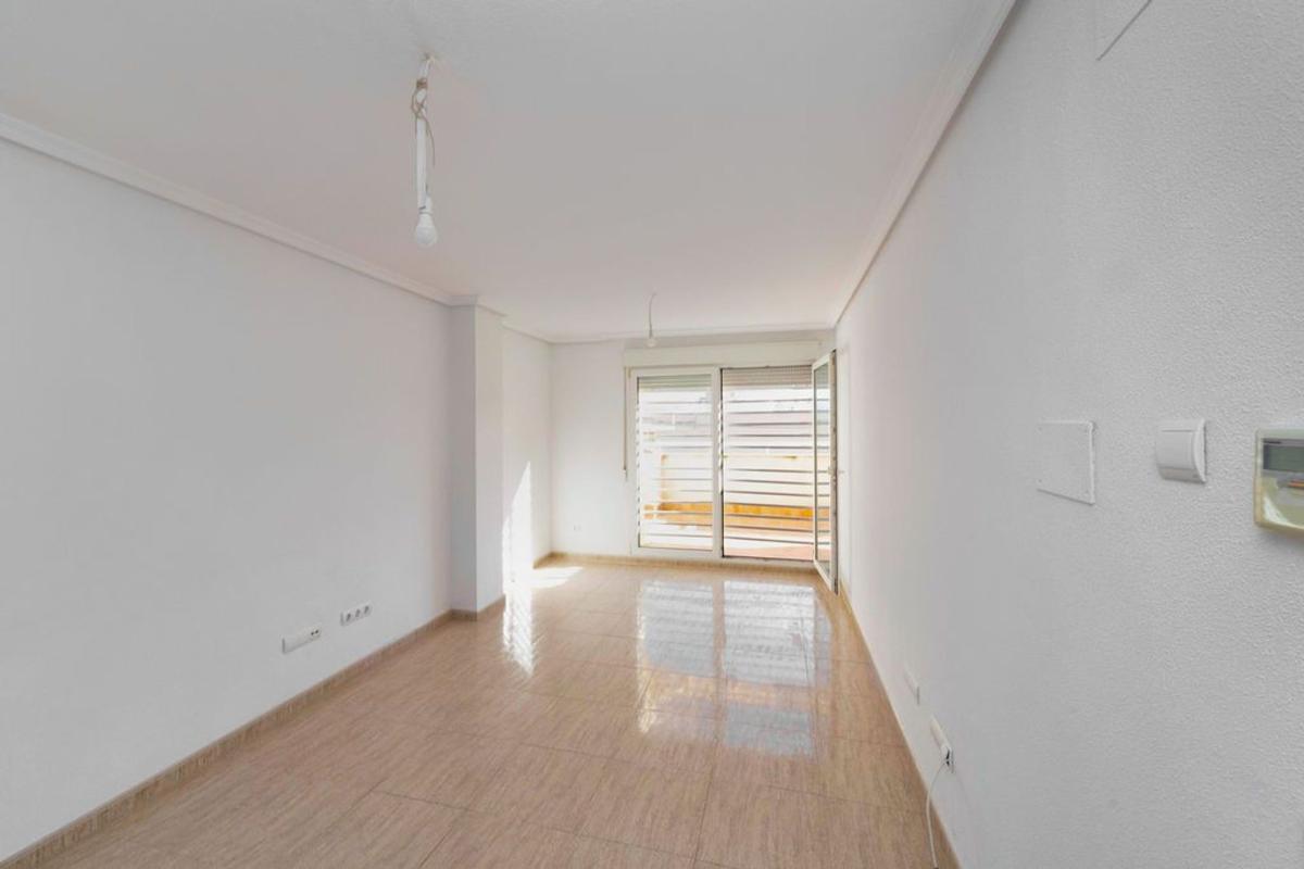 Продажа квартиры на Piso en Antares, 3, La Florida Portazgo, Alicante / Alacant, Аликанте / Алакант
photo 2