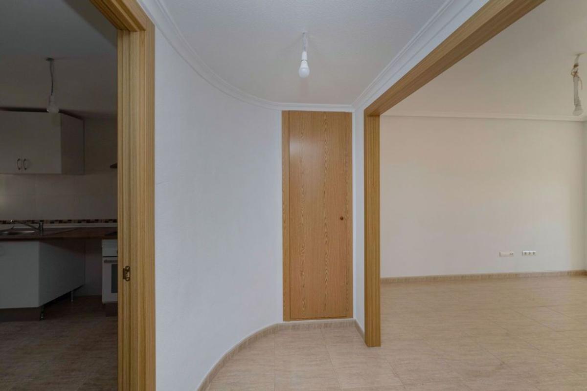 Продажа квартиры на Piso en Antares, 3, La Florida Portazgo, Alicante / Alacant, Аликанте / Алакант
photo 3