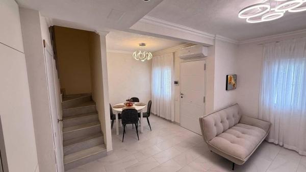 Chalet adosado en Calle Luxemburgo, Nueva Torrevieja, Torrevieja photo 1