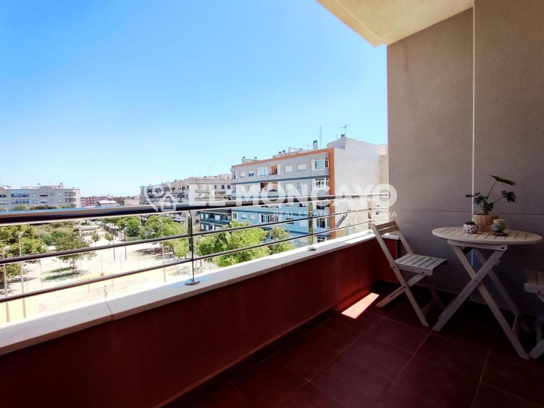 Venta de piso en Piso en Plaza de la Libertad, Almoradí, Almoradí
photo 1