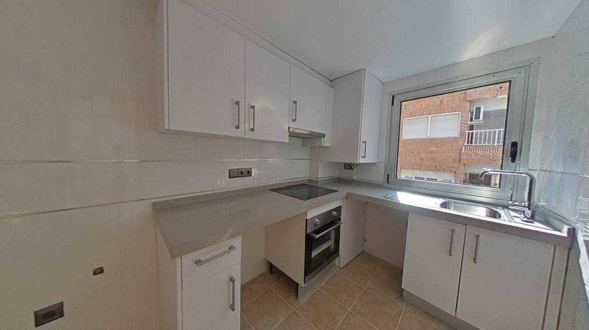 Продажа квартиры на Piso en Enriqueta Ortega, 6, Santo Domingo, Alicante / Alacant, Аликанте / Алакант
photo 4