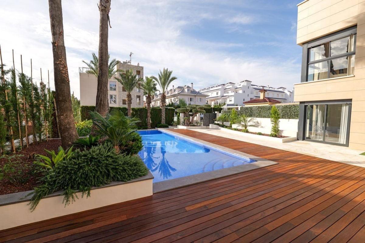 Properties for sale and rent in Spain photo 5