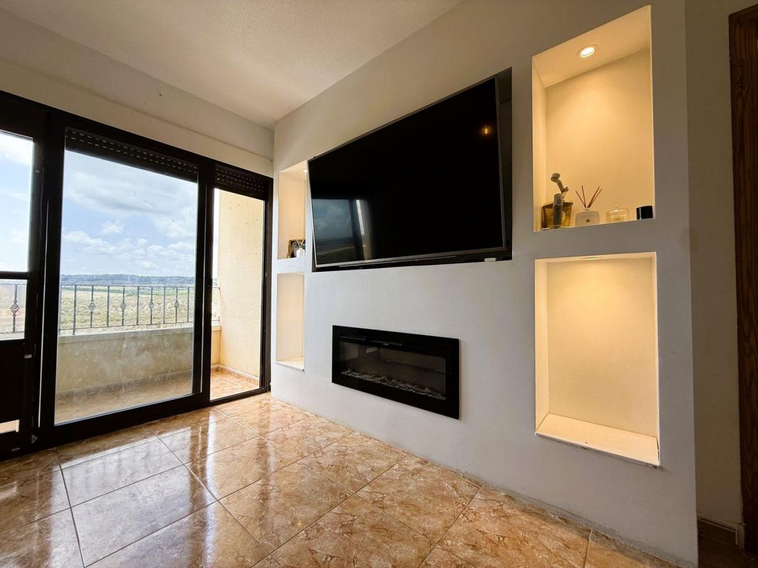 Venta de piso en Piso en Ronda Oeste, 14, Centro, San Miguel de Salinas, San Miguel de Salinas
photo 2