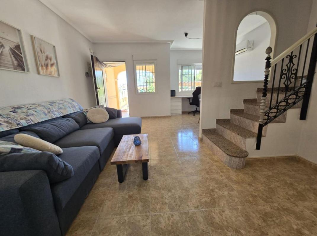 Venta de chalet adosado en Chalet adosado en Calle Bidasoa, Villamartín, Orihuela , Orihuela photo 5