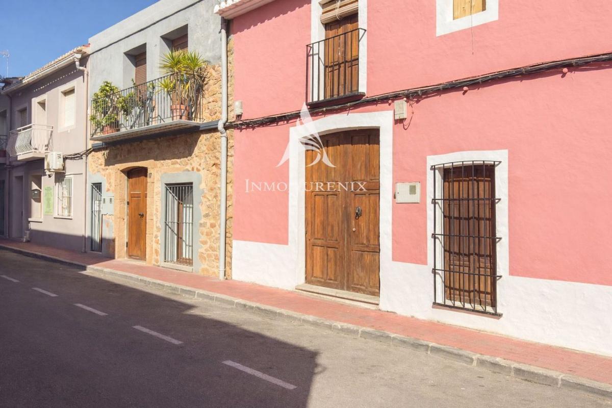 Propiedades en venta y alquiler en España photo 3