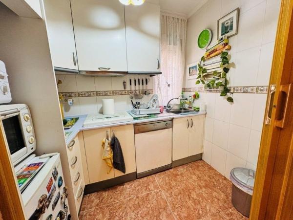 Продажа квартиры на Piso en Gaspar Perrelló, Torrevieja, Торревьеха
 photo 3