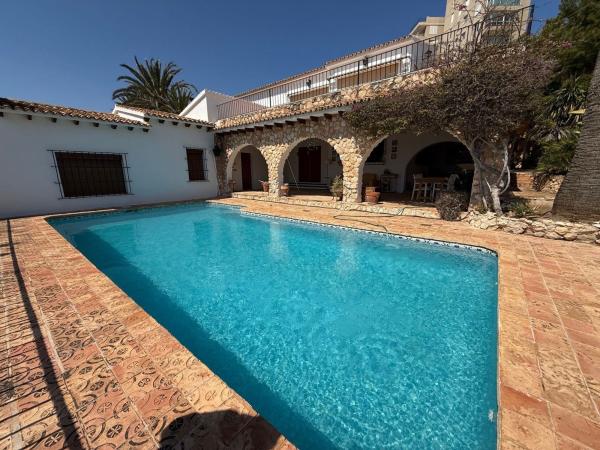 Chalet independiente en venta en Casa o chalet en El Portet-Pla del Mar, Moraira, Moraira
 photo 2