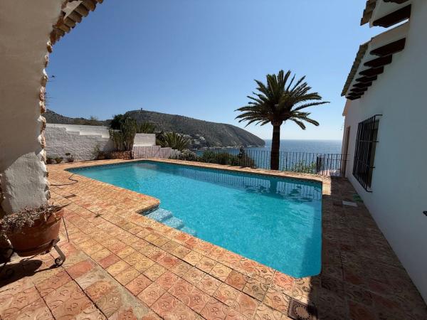 Chalet independiente en venta en Casa o chalet en El Portet-Pla del Mar, Moraira, Moraira
 photo 3
