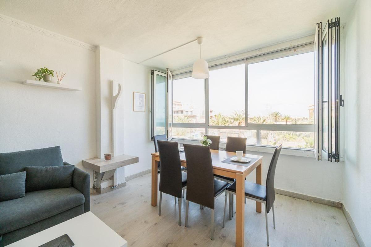 Sale of apartment in Piso en Avenida de las Olas, Punta Prima, Torrevieja, Torrevieja
 photo 3