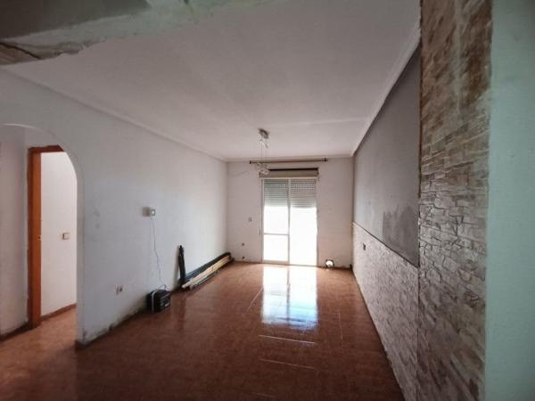 Продажа квартиры на Piso en Calle Villa Madrid, Puerto Deportivo, Torrevieja, Торревьеха
thumbnail 2