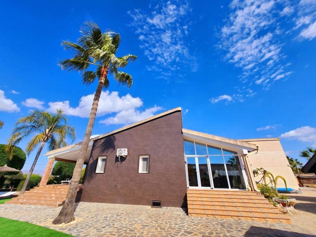 Properties for sale and rent in Spain photo 3