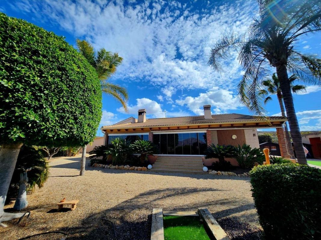 Properties for sale and rent in Spain photo 5